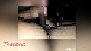 i lick da ass of dat bbw puta, her saggy tits bouncin in lingerie