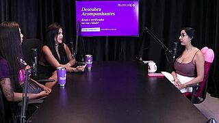 Morena Safada Reveals Breasts And Pussy After Dirty Talk, Men Arrive For Group Fun - Renatinha Melo