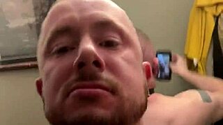 uhh, this sexy cock got me so hot n horny solo