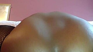 Hornyfreak here, wanna help me wreck my tight asshole with cum? Mmmmmmm, let's get messy tonight!