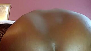 Horny freak's ass cum care to help me fuck my hole mmmmmmm