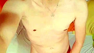 Masturbating with a new hat – surprising pleasure in the USA.