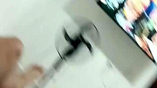 Me masturbo mientras mi mujer se hace las uñas en sexy amateurs couple action 🇧🇷🇺🇸🇬🇧🇨🇴