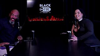 A forma de matar o tesão: cara de pau miúdo encheu o saco e puteiros não aceitam - Pri Melancia no Sheer Red