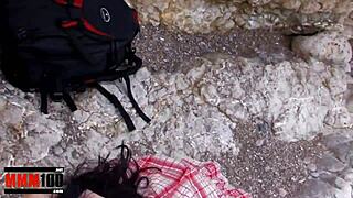 Skinny french babe fucked in ass and pussy at the beach?