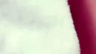 sweet sophia enjoys solo cumshot with big cock