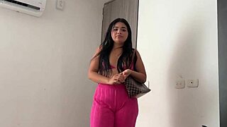 hermanastro, si me prestas tu moto, te dejo hacerlo conmigo en la universidad