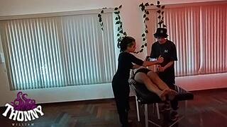 Massagista podolatra part2 with lady milf backstage