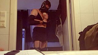 getting ready to fuck, wanna see?