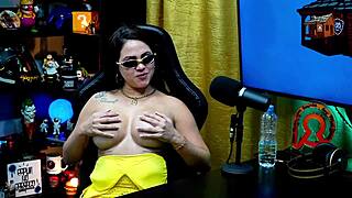 geisy shows her back tattoo and begs ruan to fuck her doggy style in the shack