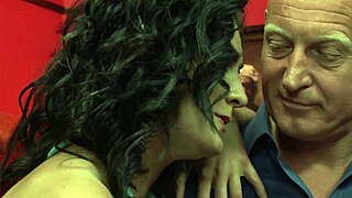 Busty cougar Raquel Devine offers a steamy tit job before facial