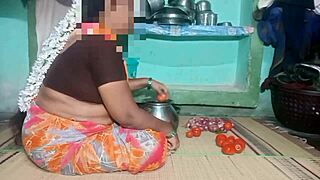 Aunty Gets Hot Hard Fucking in Village Home.