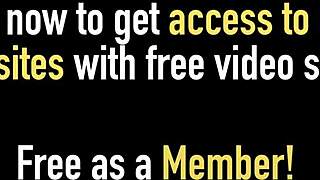 Slutty Julia Ann rubs herself in a steamy solo session.