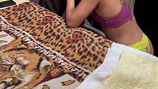 casada devota do negão na cama