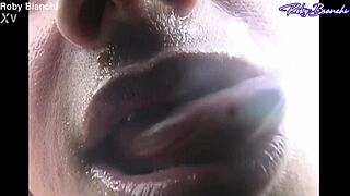 Federica Tommasi, the stunning slut, opens her tight ass.