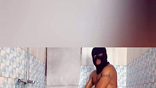 Sexysasha deepthroats while showing off her big natural tits and ass in this sexy update.