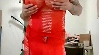 Car Wash Got Wild with Flashing and Teasing! 🚗💦