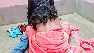 indian beautiful muslim girl enjoys tailor session