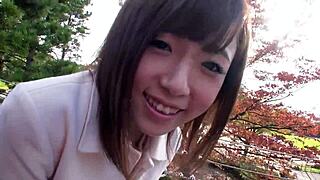 Hej, vidi ovaj neograničen JAV sa sitnom 18+ devicom koja doživljava defloraciju od školskog druga!