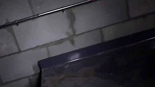 Hardcore fisting that booty!