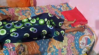 Bhabhi big boobs banging hard in bathroom