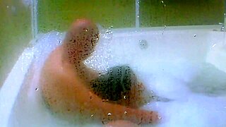 Preview of cum filling the jacuzzi with agarabas and olpr