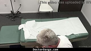 Patient knows exactly how to score free care from doc - oops, I mean doctorbangs
