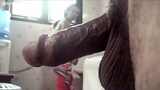 Jade Teases Neighbor While Washing Clothes Until He Cums Inside Her at Home