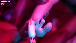 i'm cutie piie rubbing popsicle on my bare feet for you