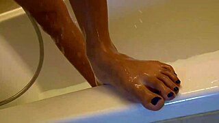 Interracial Heat with Asian Amateur in Homemade Action