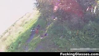 Yo, casual teen sex with Soni Mall on beach today!