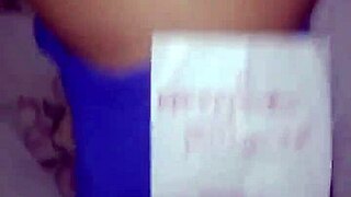 Seductive Arab Wife Shows Off Her Hot Ass