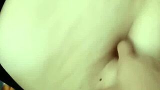 i love exploring a milf girl's navel