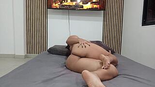 Man, check my huge natural tits orgasm before work... unreal! 😍