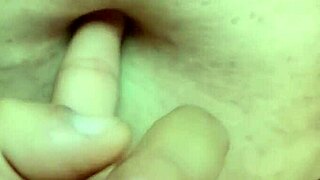 i love exploring a milf girl's navel