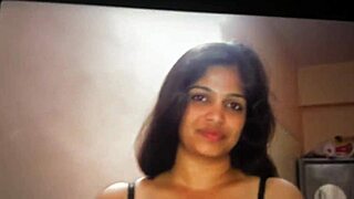 Cum tribute for sexy aunty.