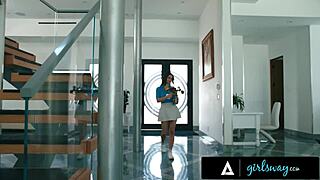 Nearsighted Milf Mistakes Stepbae For Lover