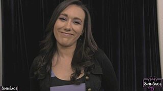 sinn sage says, 'watch me take off this lingerie and show my body'