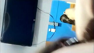 Padrastro, Dame Más Rico, Follame en la Ventana Hasta que Te Chorrees