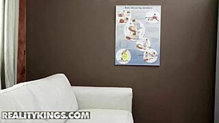 Katy Rose And Jennifer Mendez Share Juice Big Cock In Reality 😘