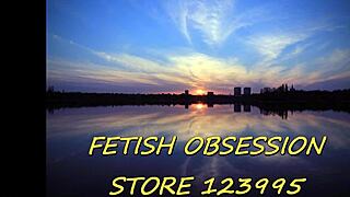 Italian wrestler delivers powerful stomach kicks in compilation