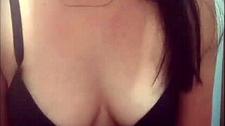 Spyin’ on Argentine teacher peein’ durin’ Mexico study trip