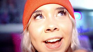 Valentina s velkou prdelí ukazuje deepthroat dovednosti denně 😍