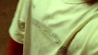 Ivory White Walks Around Without Underwear And Flashes In Public