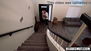 Muslim Girl Hooks Up with American Guy for Quick Fun