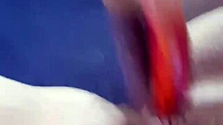 amateur teen masturbates with dildo 2