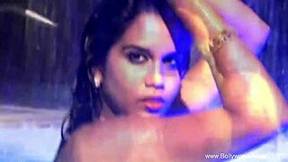 Indian lady, try the most powerful ritual fun session, she says with teasing nude dance