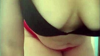 Spyin’ on Argentine teacher peein’ durin’ Mexico study trip