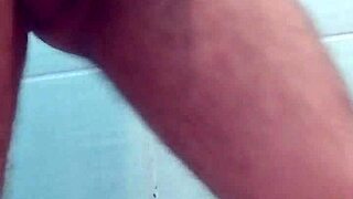 teen does solo handjob in the bath