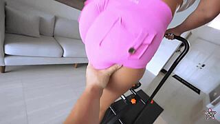 Omg My Yoga Instructor Broke Up With His Gf And Fucked Me - Lexis Star